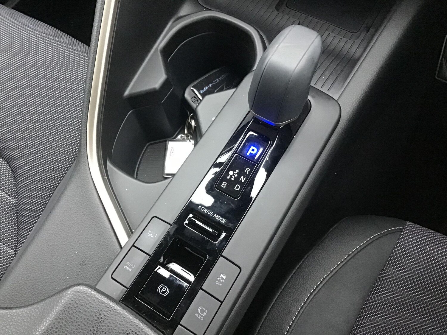 Used Toyota C-HR 2025 for sale - 78171008: Photo 14