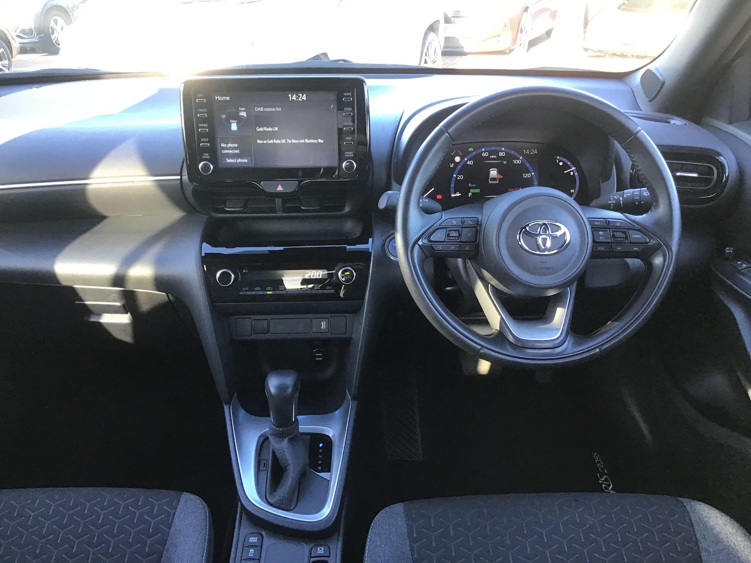 Used Toyota Yaris Cross for sale - 76440478: Photo 14