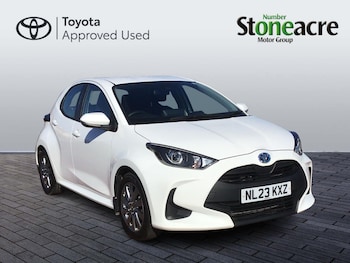 Used Toyota Yaris 2023 for sale - 78116517: Photo