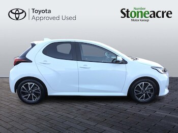 Used Toyota Yaris 2023 for sale - 77278807: Photo