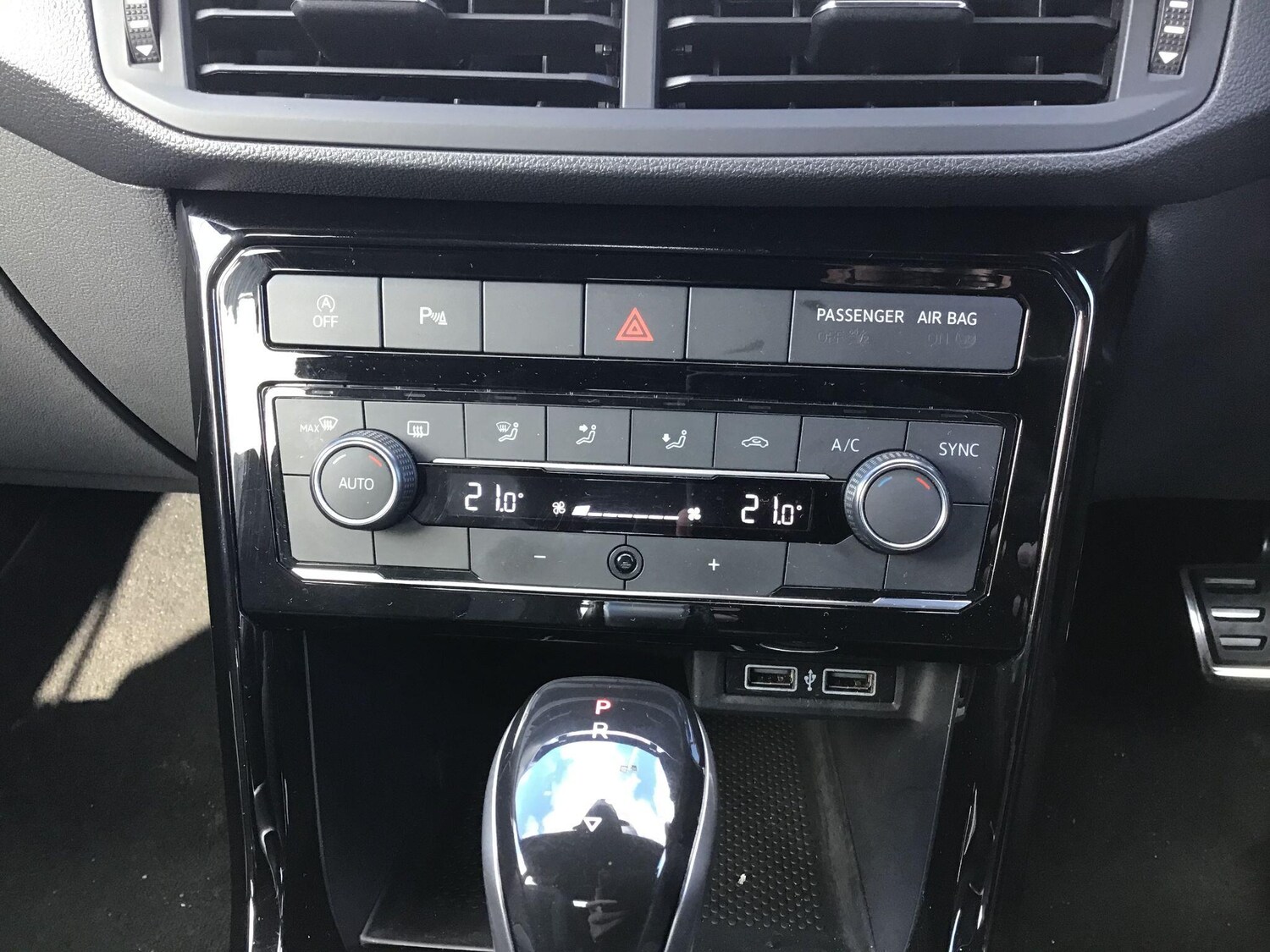 Used Volkswagen T-Cross for sale - 77825037: Photo 11