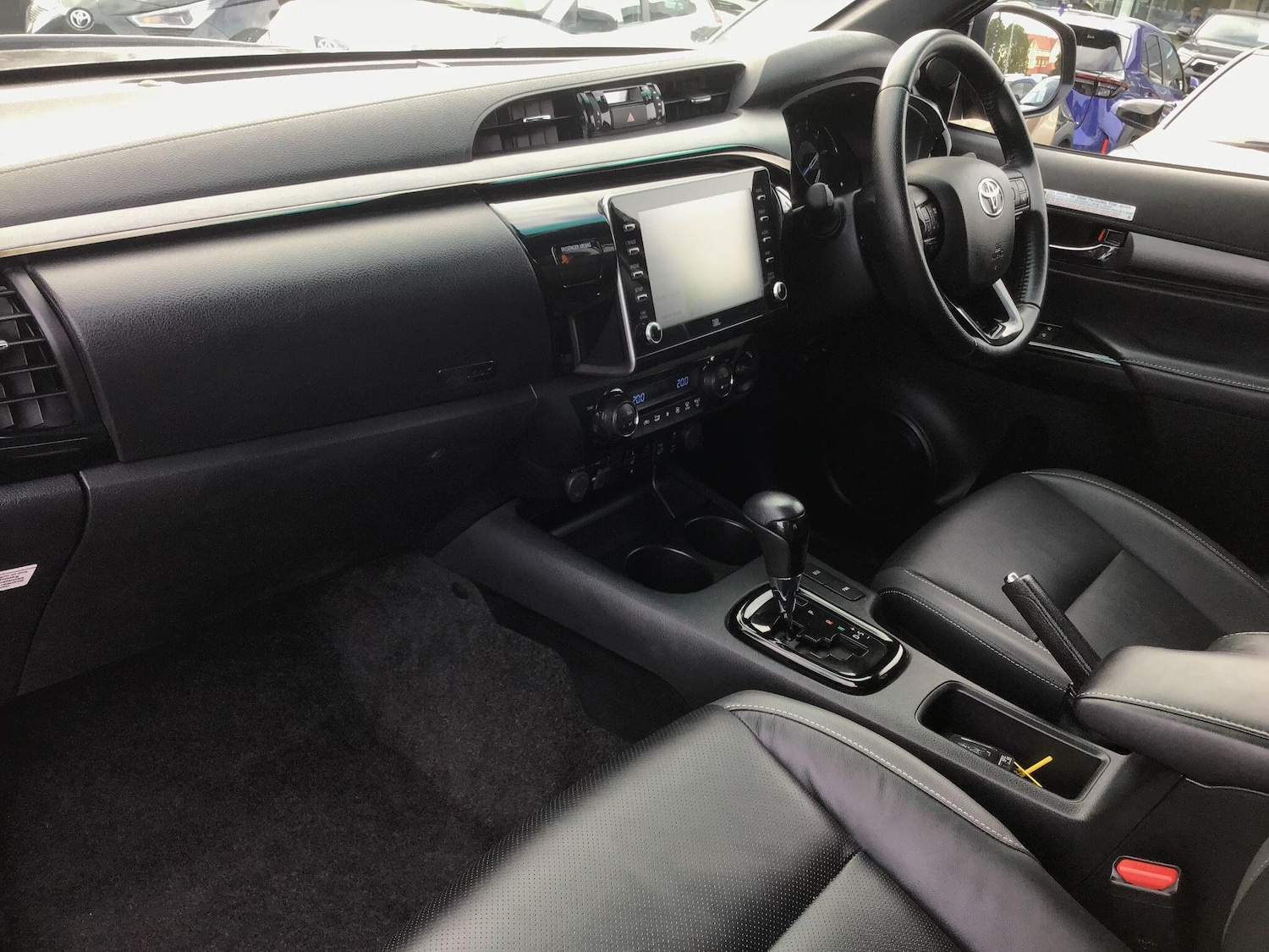 Used Toyota Hilux 2022 for sale - 76440935: Photo 11