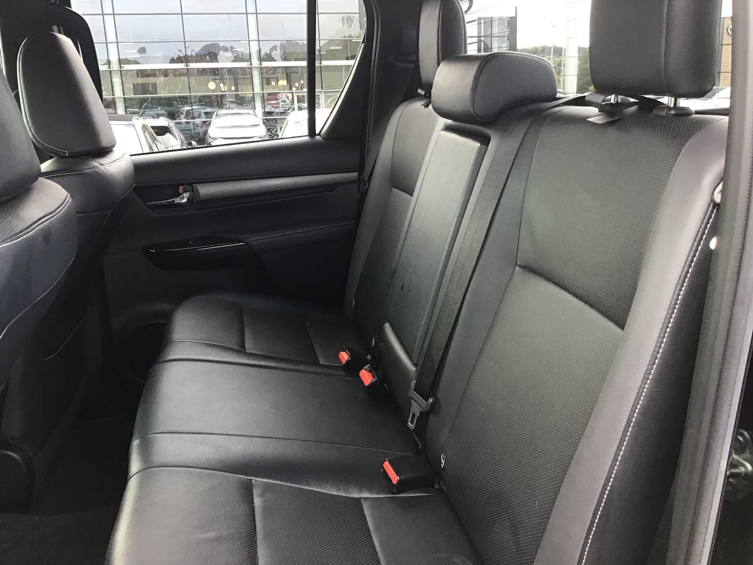 Used Toyota Hilux 2022 for sale - 76440935: Photo 19