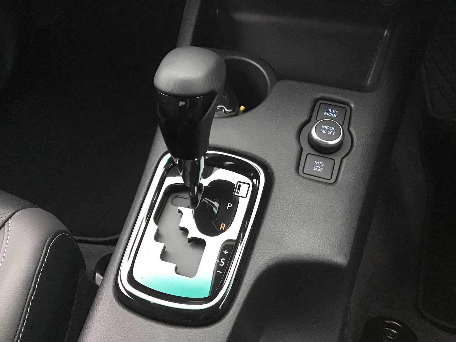 Used Toyota Hilux for sale - 77304931: Photo 15