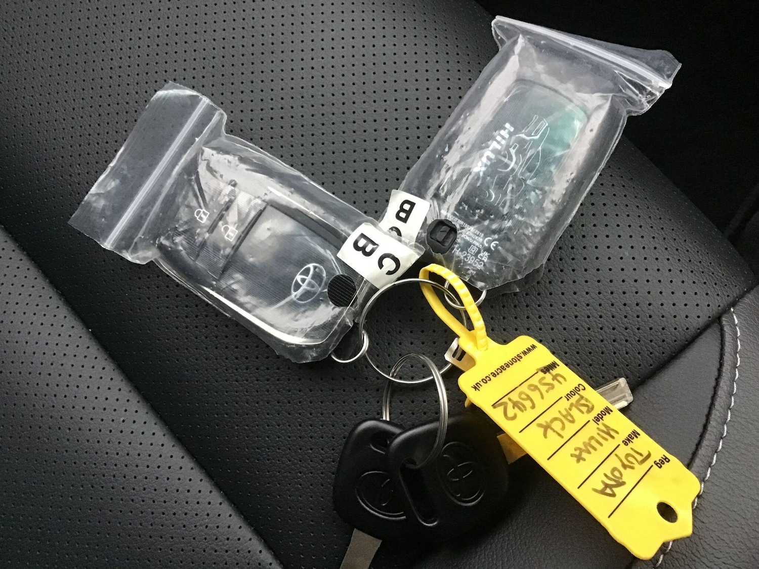 Used Toyota Hilux for sale - 77304931: Photo 20