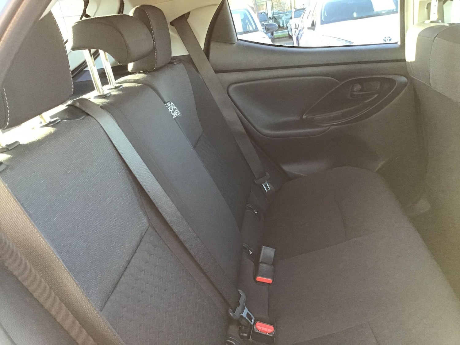 Used Toyota Yaris 2023 for sale - 77057383: Photo 19