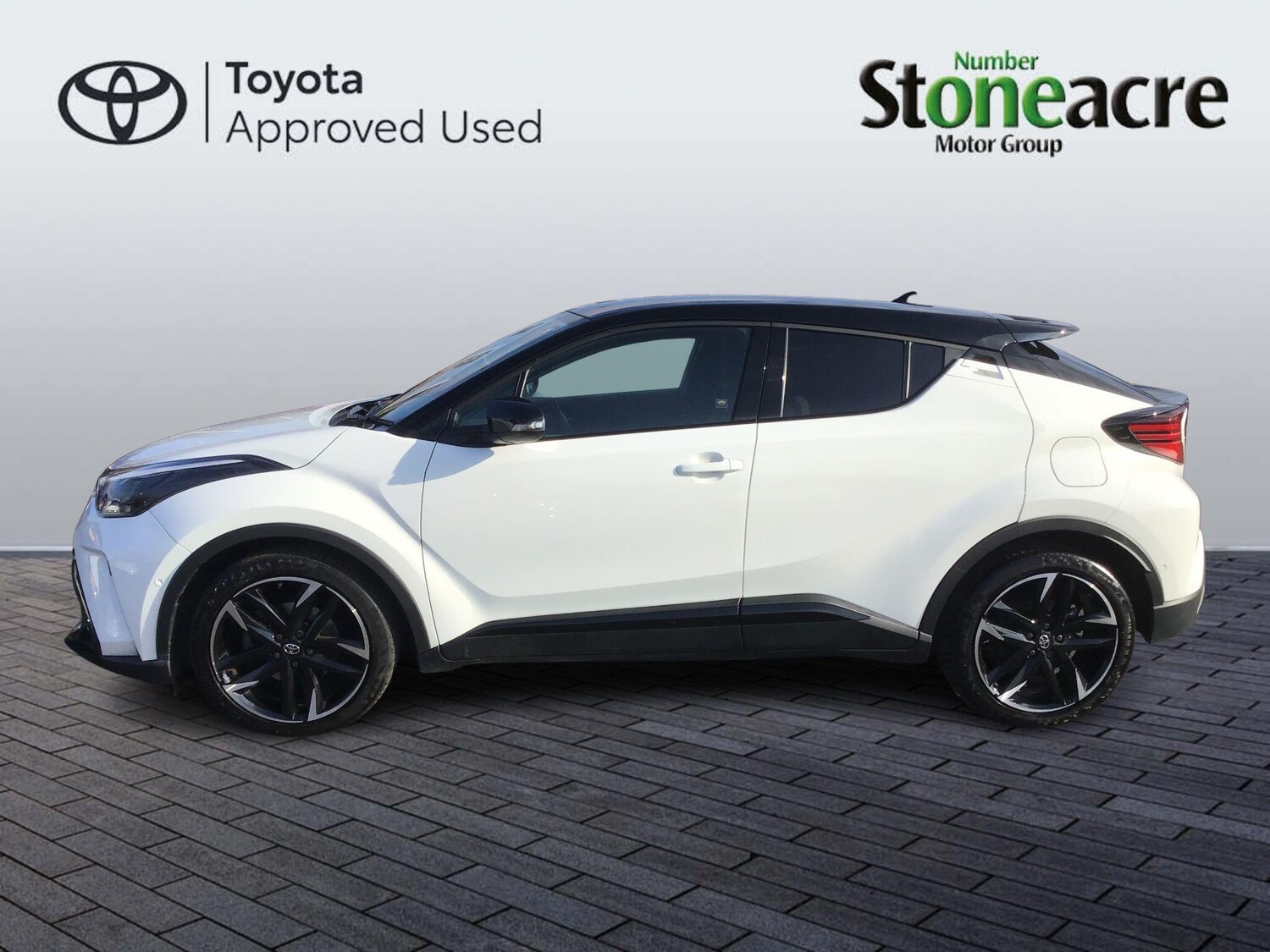 Used Toyota C-HR 2023 for sale - 77769500: Photo 8