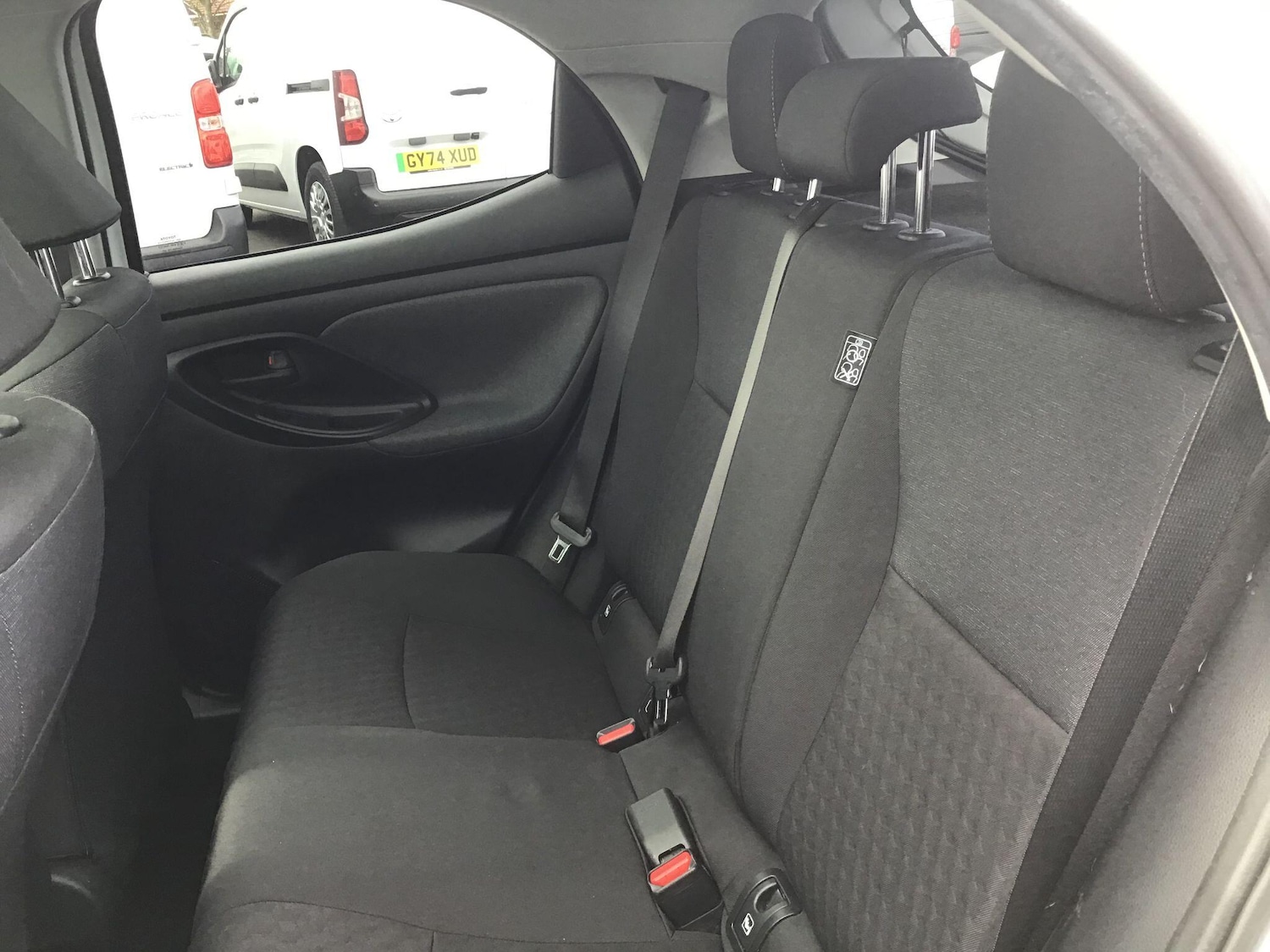 Used Toyota Yaris for sale - 77809151: Photo 22