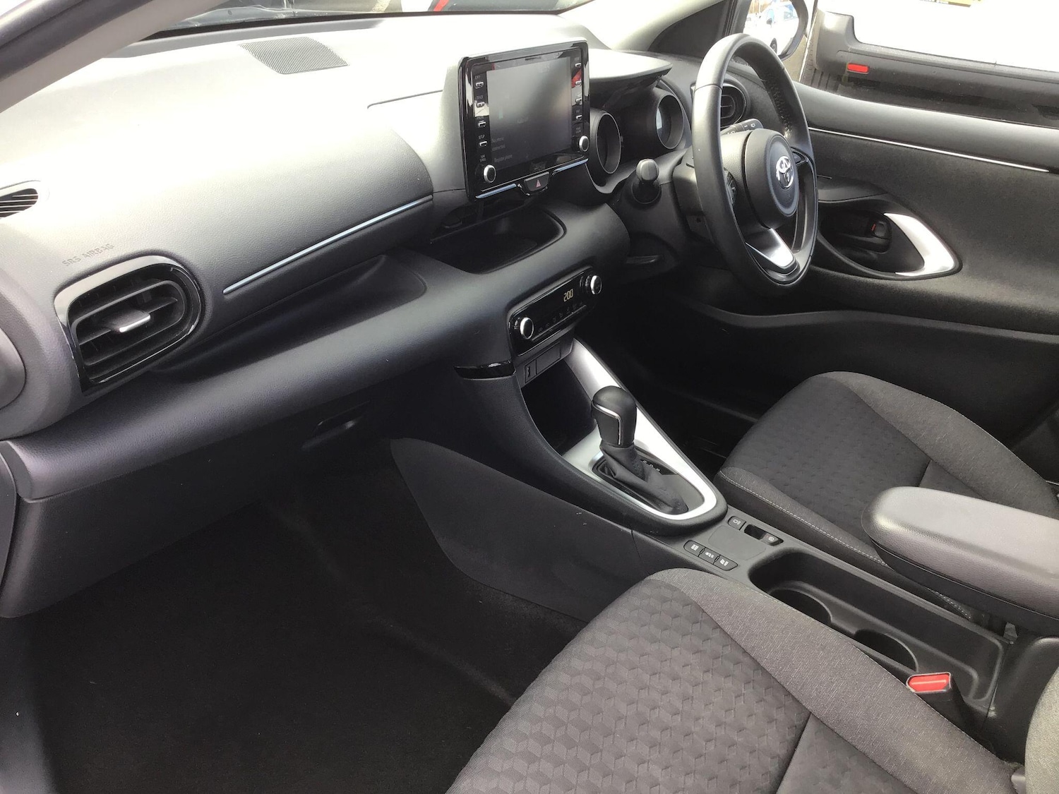 Used Toyota Yaris for sale - 77809151: Photo 5