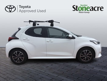 Used Toyota Yaris 2022 for sale - 75646481: Photo