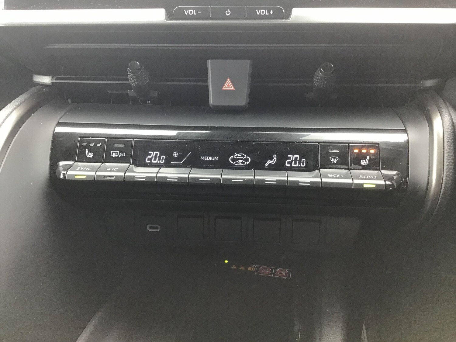 Used Toyota C-HR 2025 for sale - 78204164: Photo 13