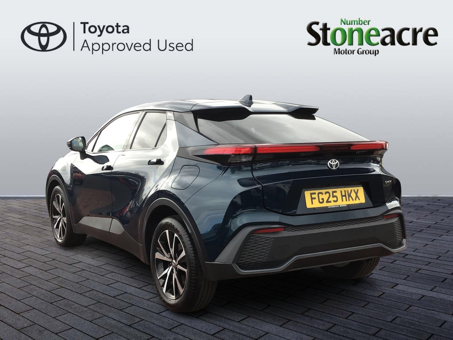 Used Toyota C-HR 2025 for sale - 78204164: Photo 4