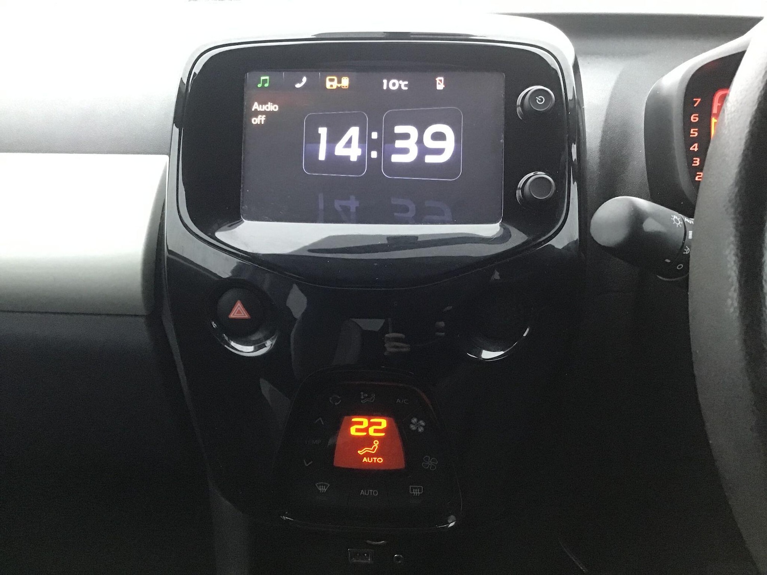 Used Toyota AYGO 2017 for sale - 76800894: Photo 16