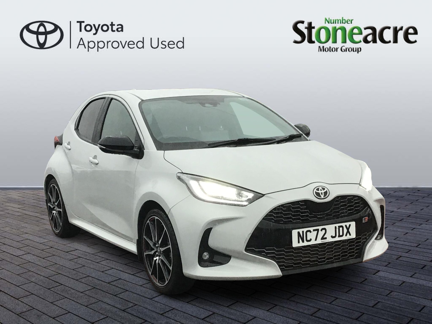 Used Toyota Yaris 2022 for sale - 76927070: Photo 1