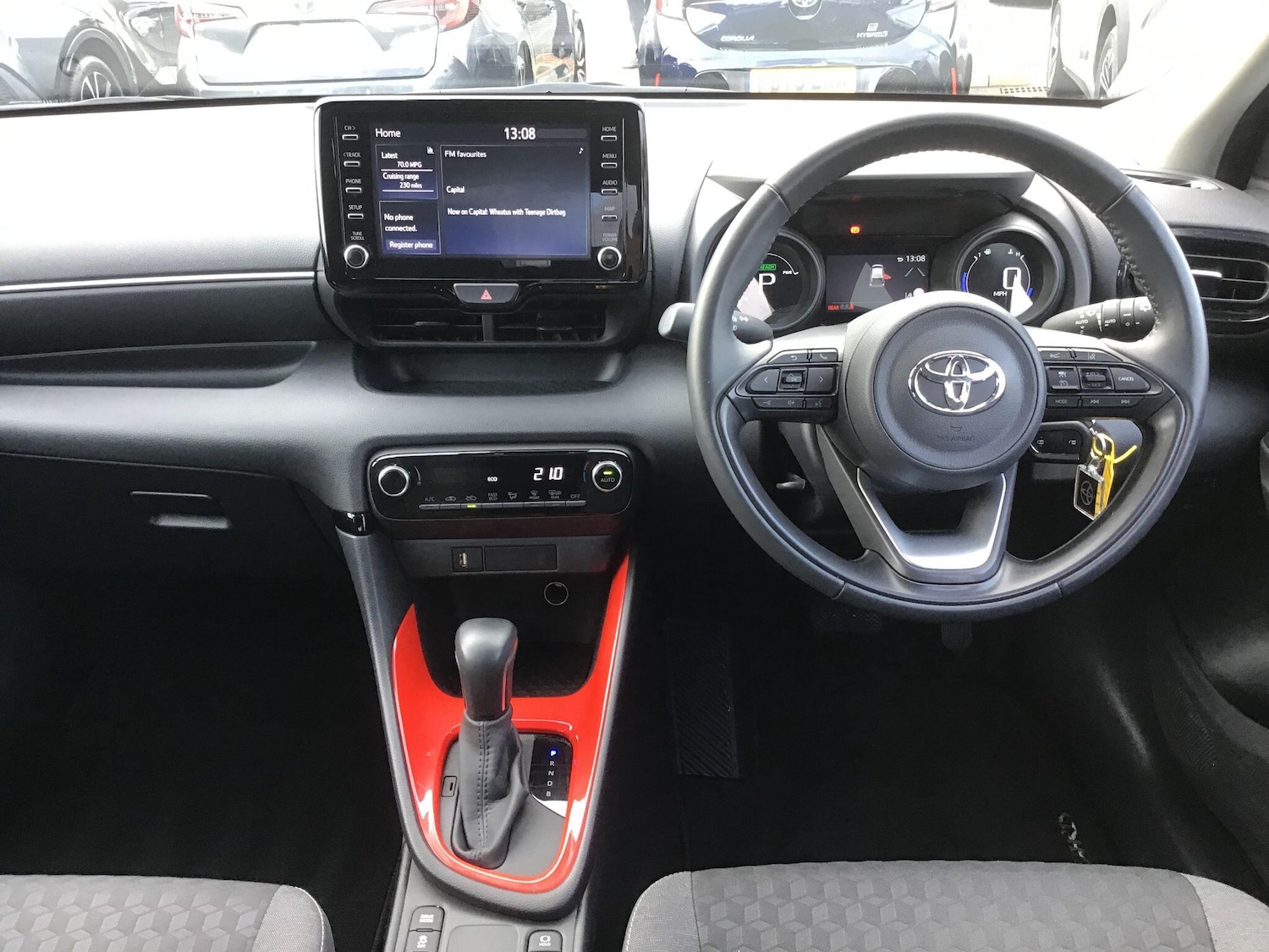 Used Toyota Yaris 2022 for sale - 76633770: Photo 14