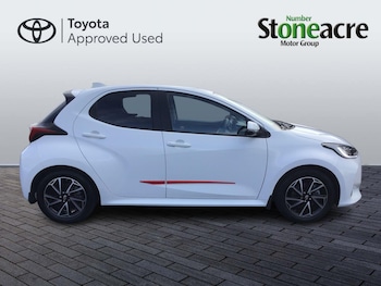 Used Toyota Yaris 2022 for sale - 76633770: Photo