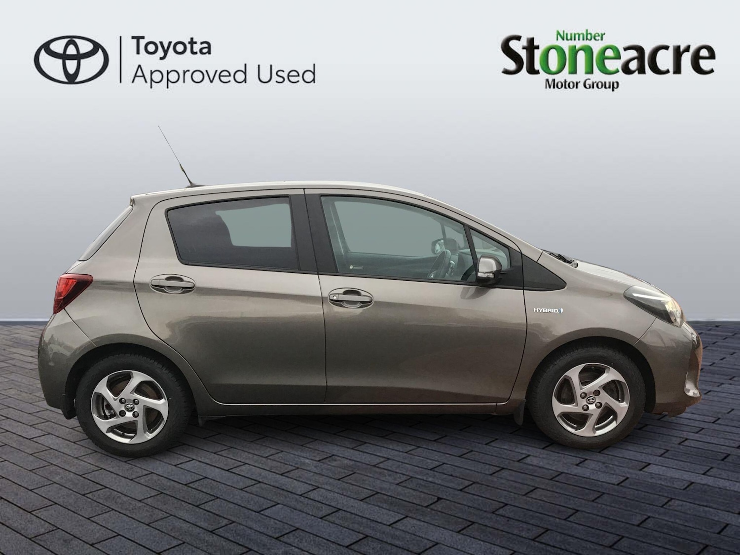 Used Toyota Yaris 2017 for sale - 76562301: Photo 4