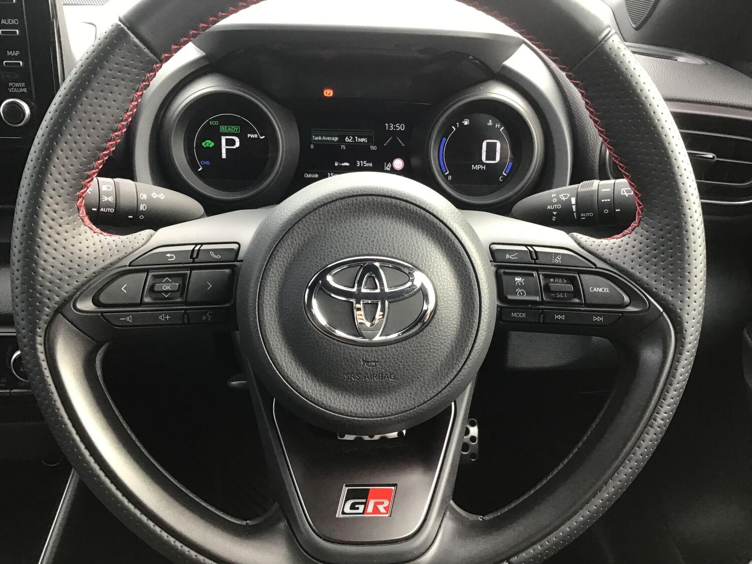 Used Toyota Yaris 2024 for sale - 76573605: Photo 17