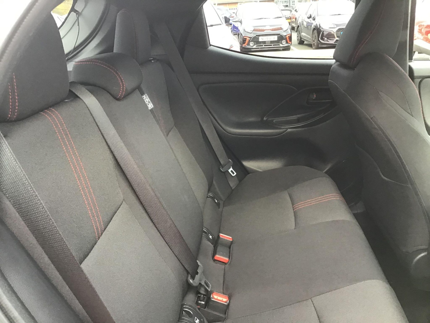 Used Toyota Yaris 2024 for sale - 76573605: Photo 19