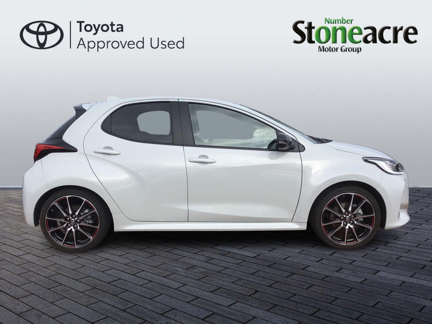 Used Toyota Yaris 2024 for sale - 76573605: Photo 4