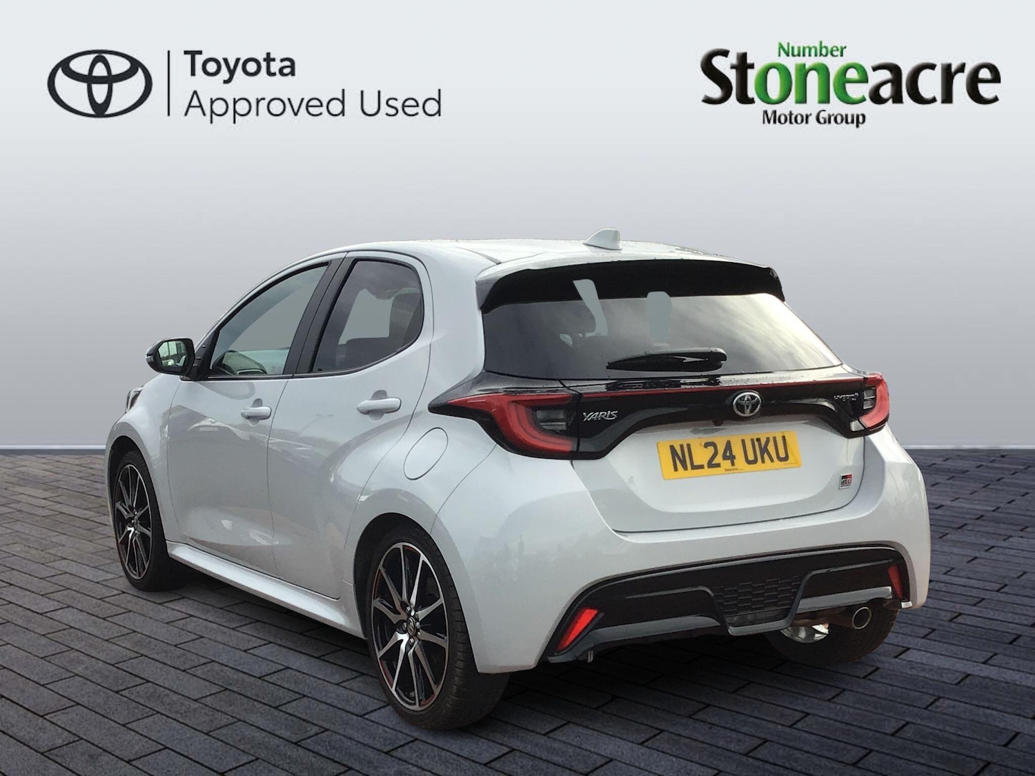 Used Toyota Yaris 2024 for sale - 76573605: Photo 7