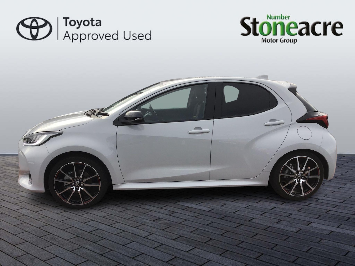 Used Toyota Yaris 2024 for sale - 76573605: Photo 8