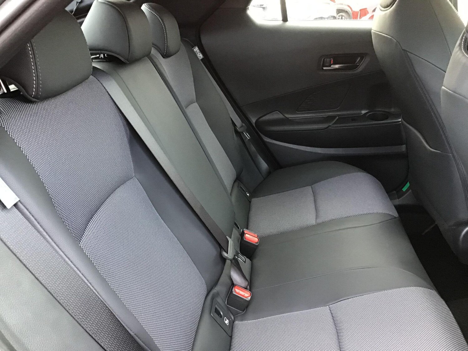 Used Toyota C-HR for sale - 77808858: Photo 19