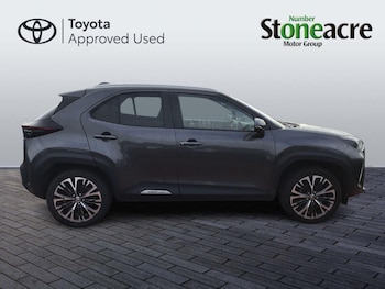 Used Toyota Yaris Cross 2022 for sale - 76137035: Photo