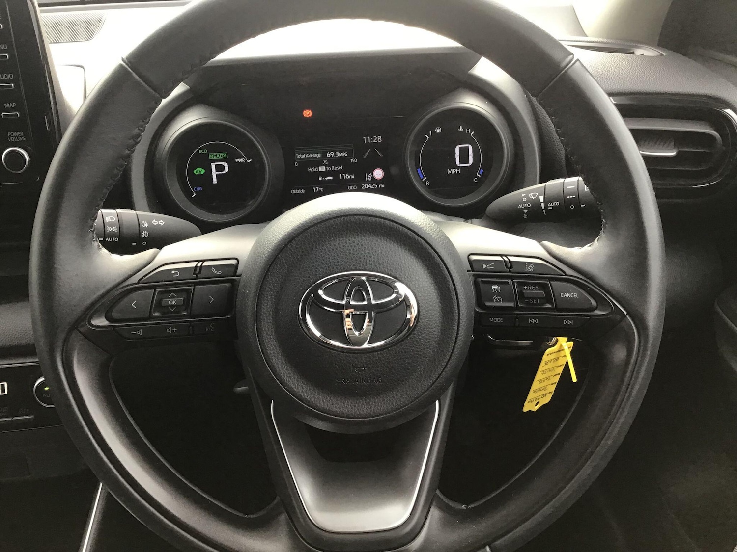 Used Toyota Yaris 2022 for sale - 76613304: Photo 17