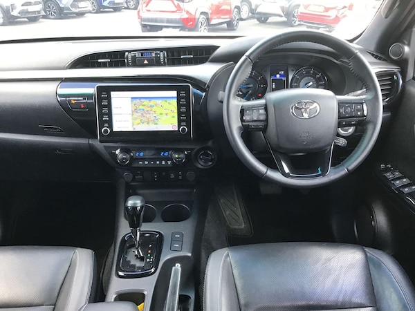 Used Toyota Hilux 2024 for sale - 76175231: Photo 12