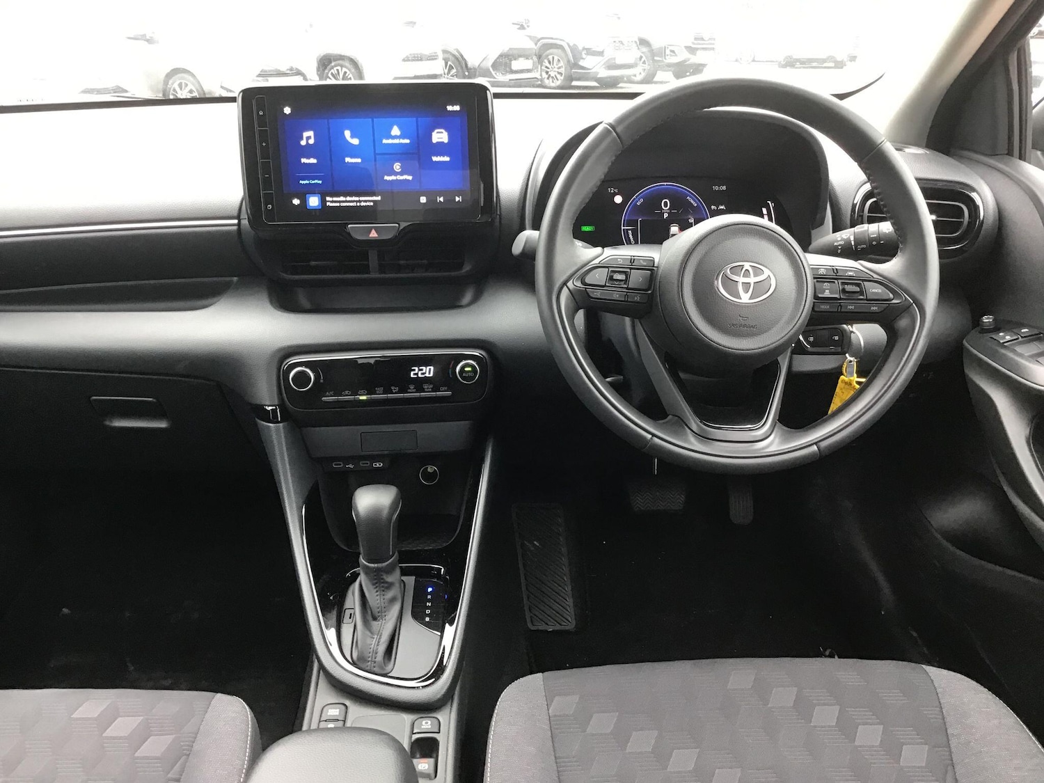 Used Toyota Yaris for sale - 76440561: Photo 14