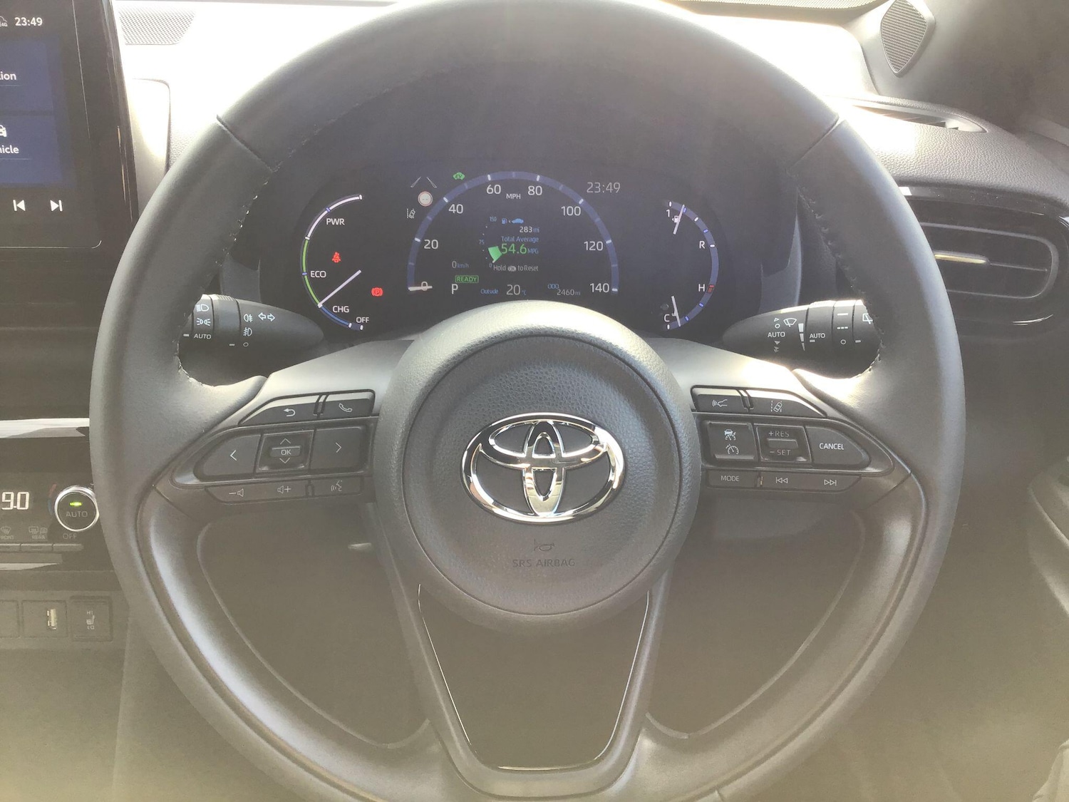 Used Toyota Yaris Cross 2022 for sale - 76484358: Photo 17