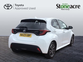 Used Toyota Yaris 2023 for sale - 78830112: Photo