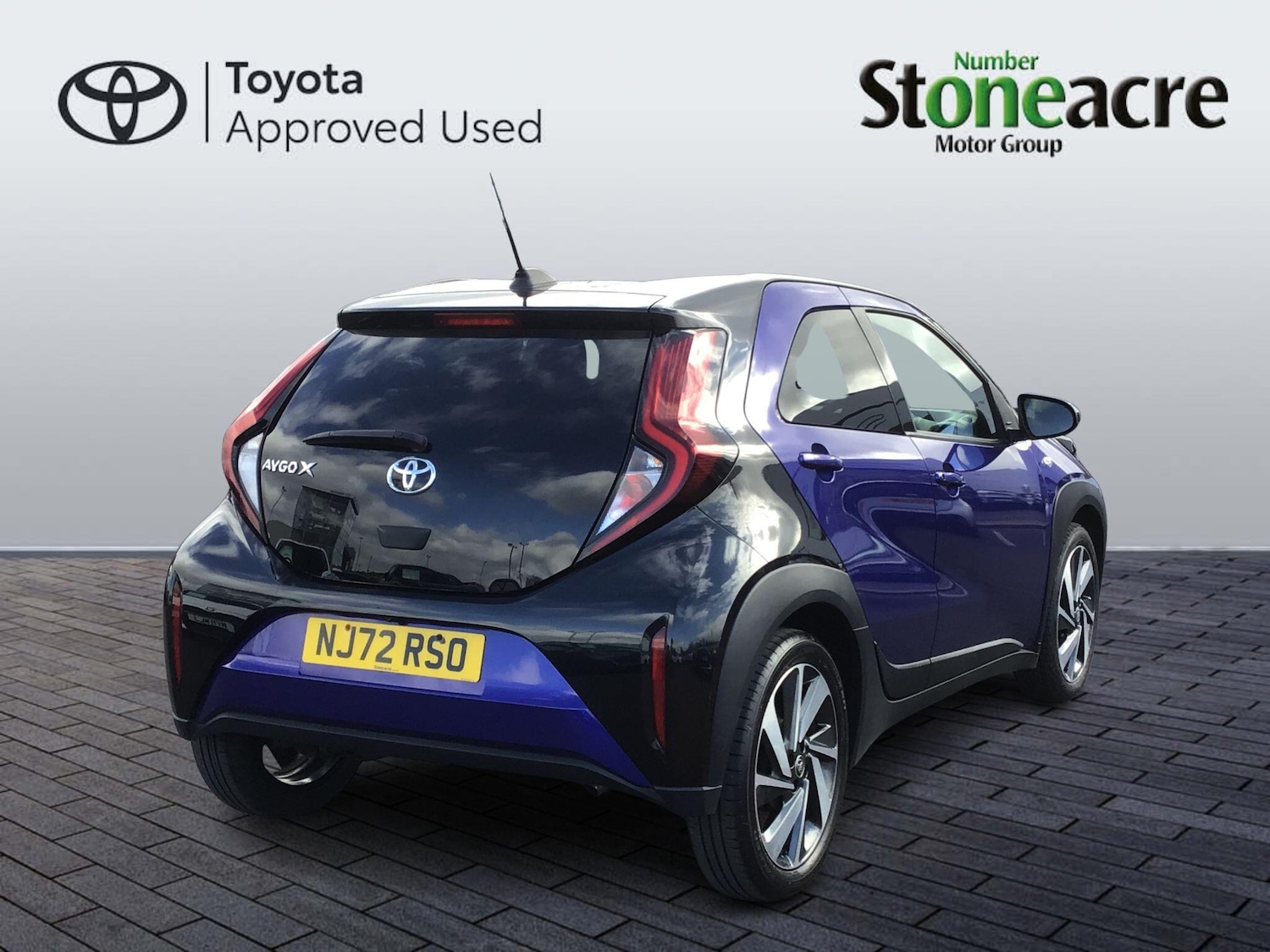 Used Toyota Aygo X 2022 for sale - 77839945: Photo 2