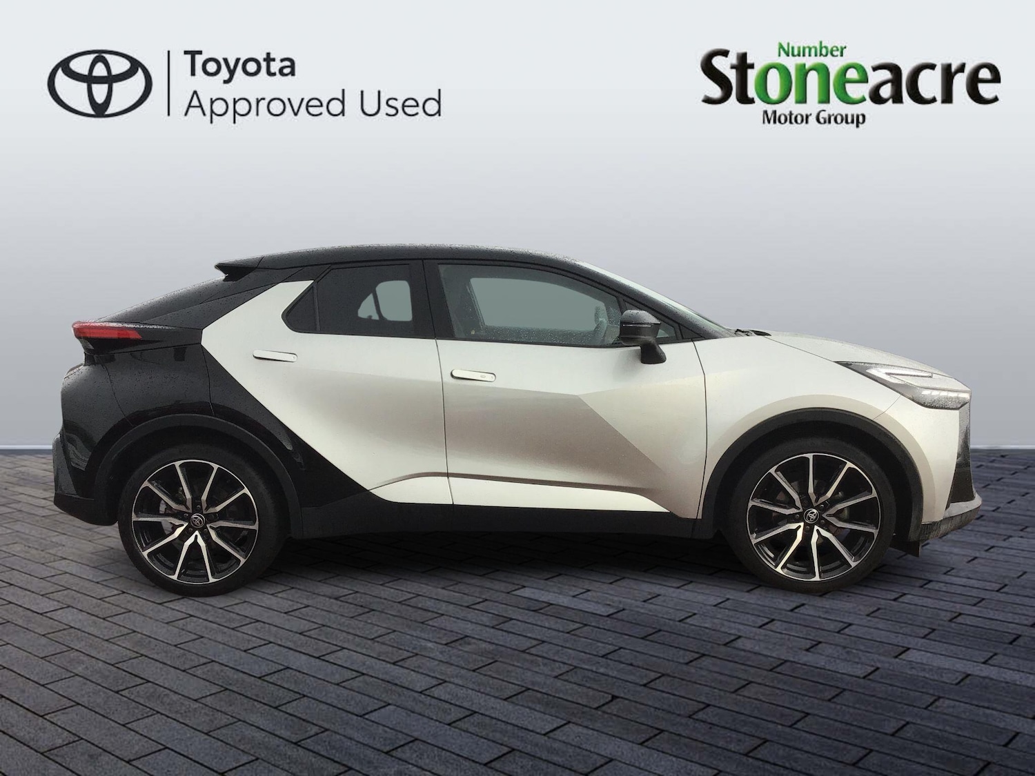 Used Toyota C-HR 2024 for sale - 77255132: Photo 4