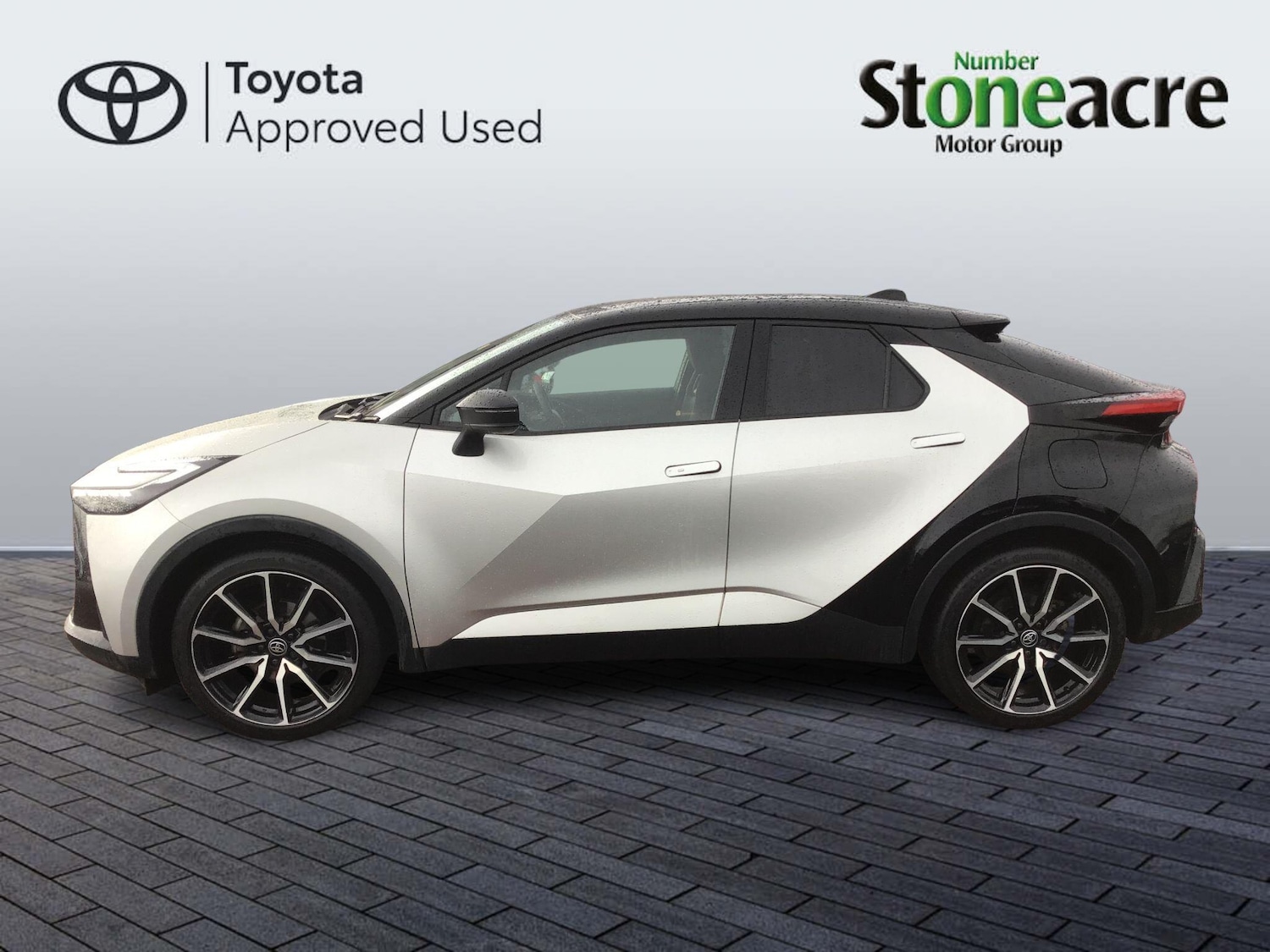 Used Toyota C-HR 2024 for sale - 77255132: Photo 8