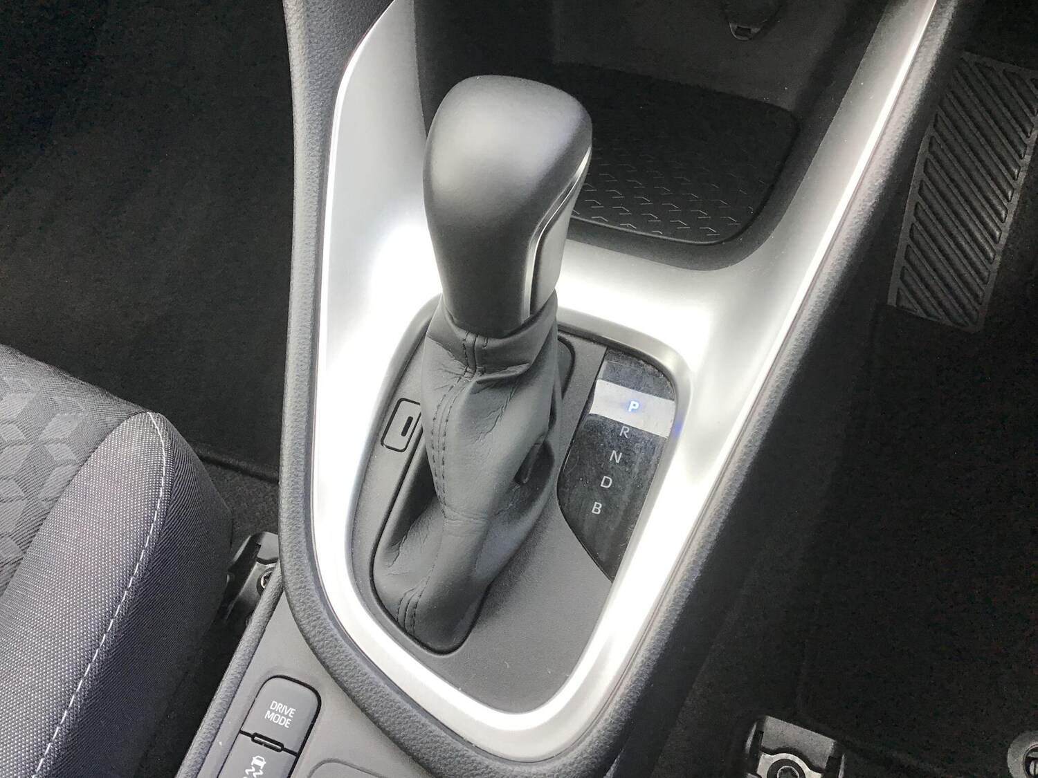 Used Toyota Yaris for sale - 77957402: Photo 13