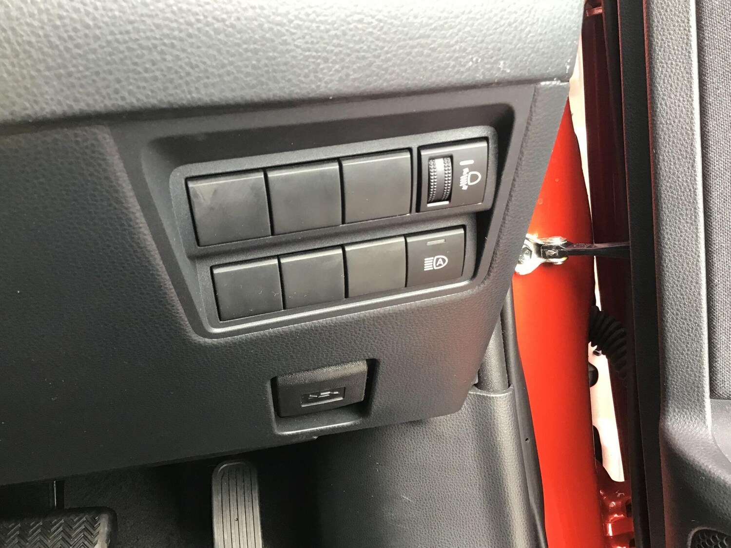 Used Toyota Yaris for sale - 77957402: Photo 16