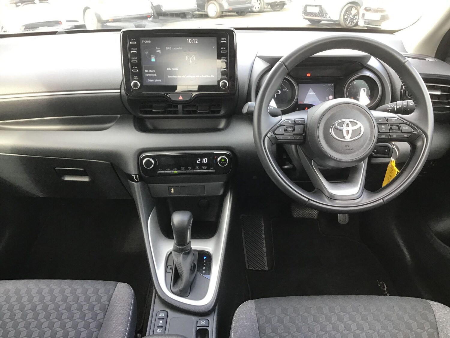 Used Toyota Yaris for sale - 77957402: Photo 6