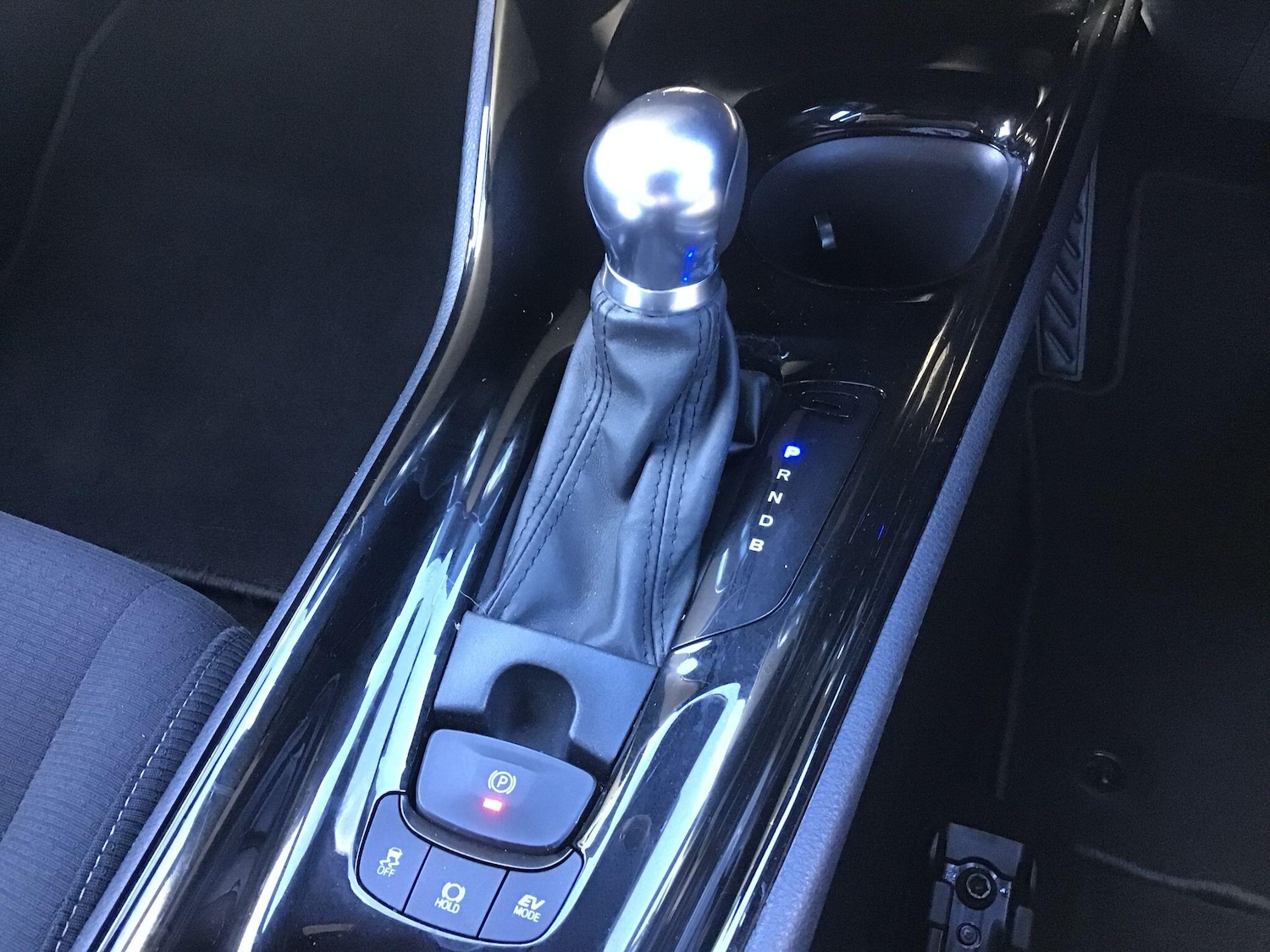 Used Toyota C-HR 2019 for sale - 76360704: Photo 17