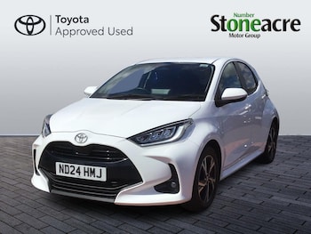 Used Toyota Yaris 2024 for sale - 79401308: Photo