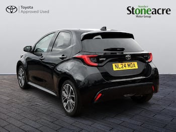 Used Toyota Yaris 2024 for sale - 79741678: Photo
