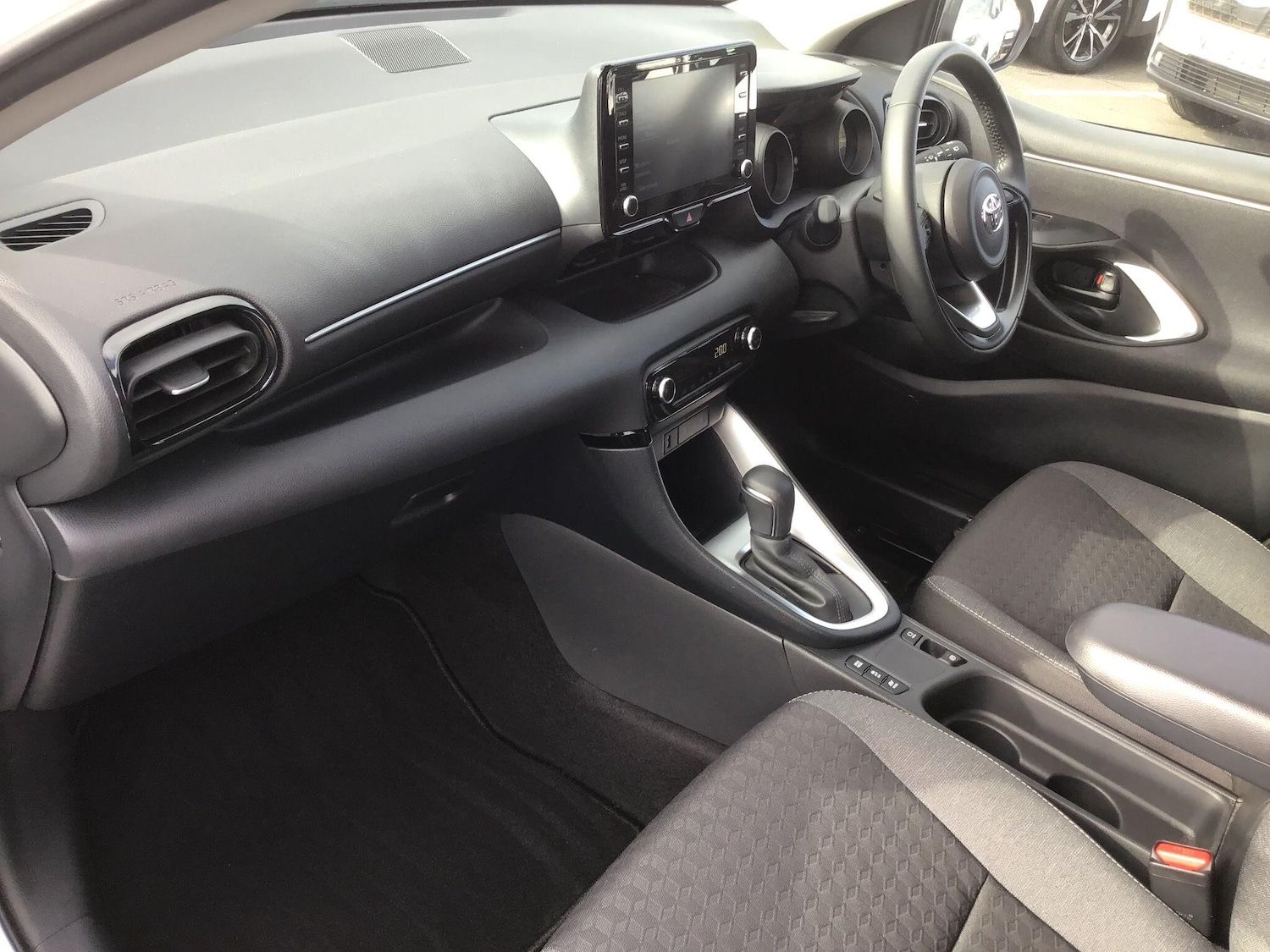 Used Toyota Yaris for sale - 77808773: Photo 5