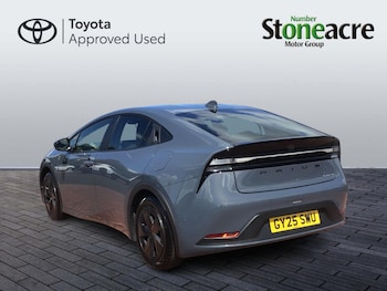 Used Toyota Prius 2025 for sale - 79388549: Photo