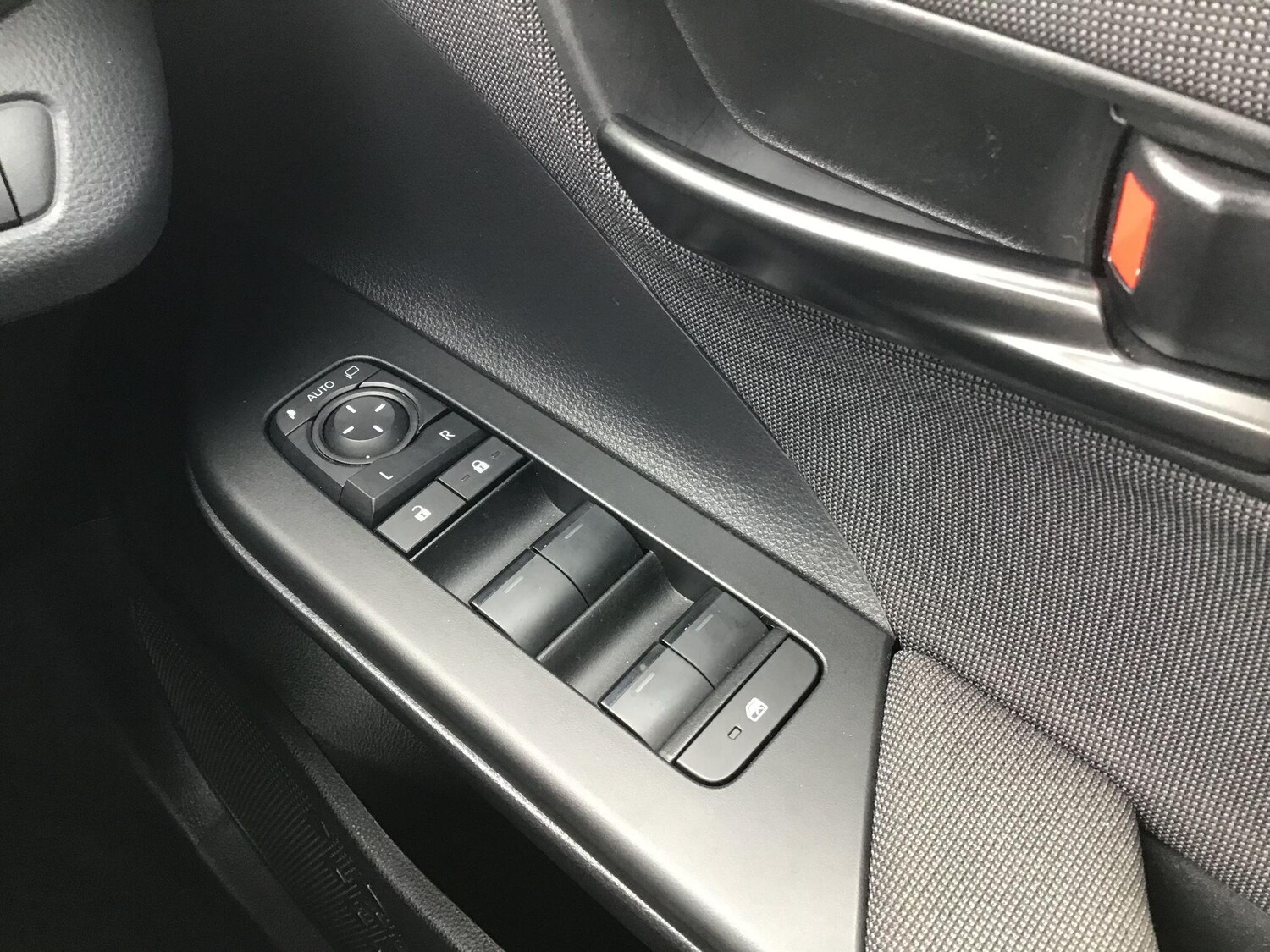 Used Toyota C-HR 2024 for sale - 77993976: Photo 15