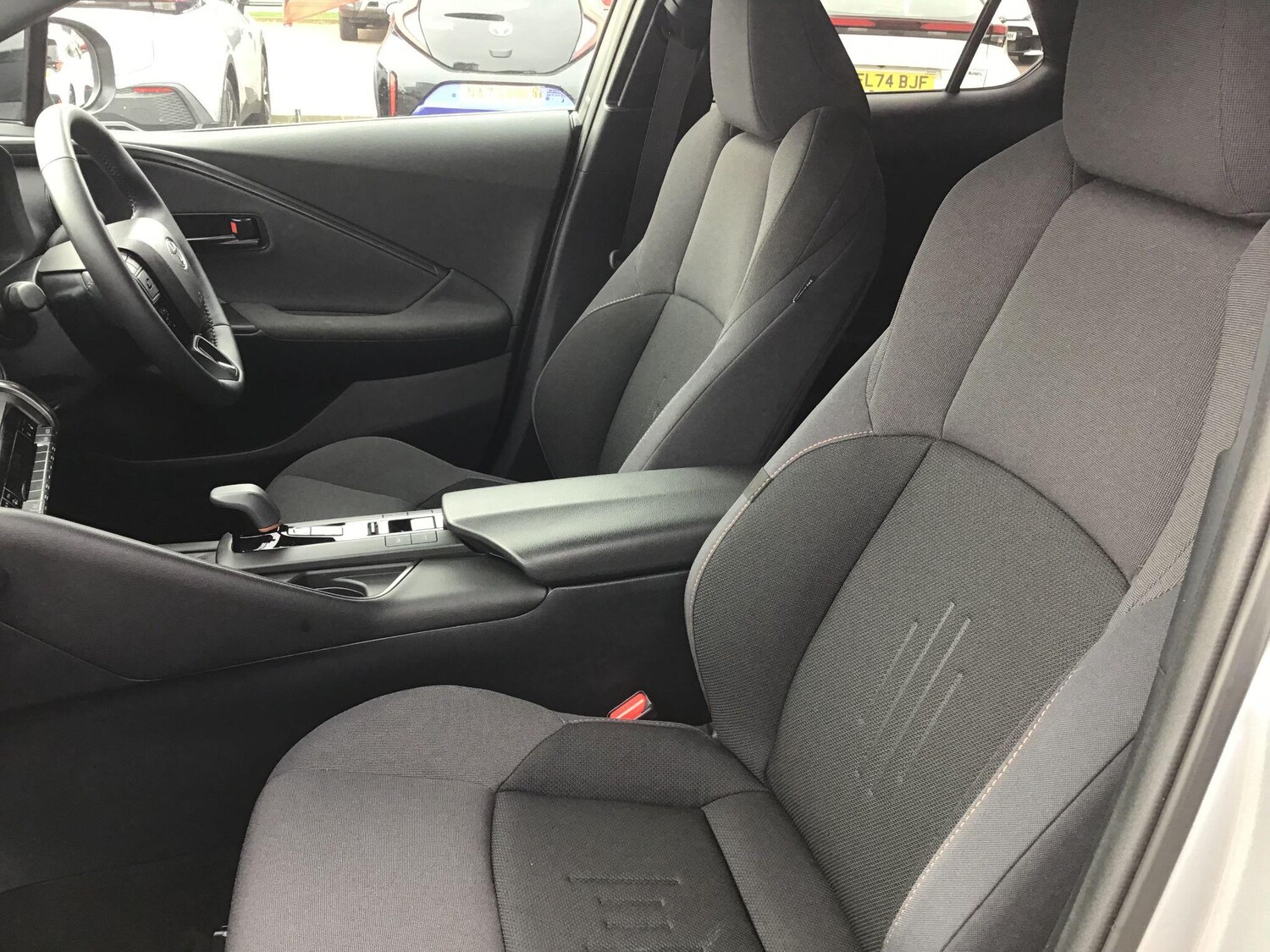 Used Toyota C-HR 2024 for sale - 77993976: Photo 18