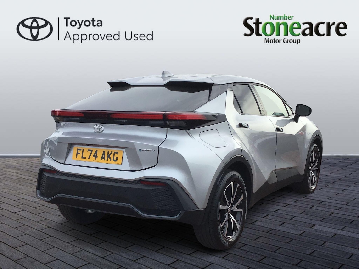 Used Toyota C-HR 2024 for sale - 77993976: Photo 2