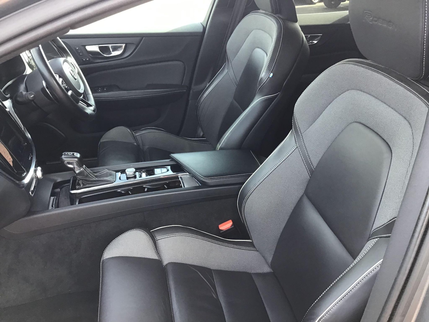 Used Volvo V60 2019 for sale - 78046853: Photo 12