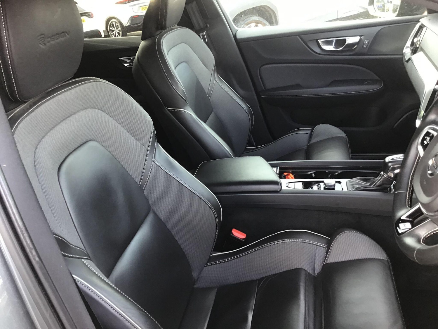 Used Volvo V60 2019 for sale - 78046853: Photo 15