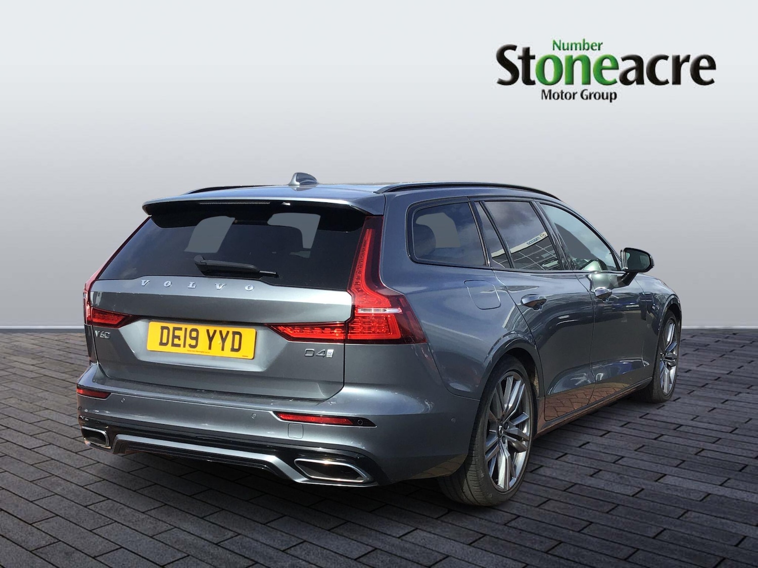 Used Volvo V60 2019 for sale - 78046853: Photo 3